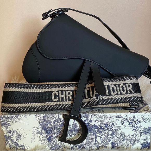 Dior Handbags - Dior black matte saddlebag